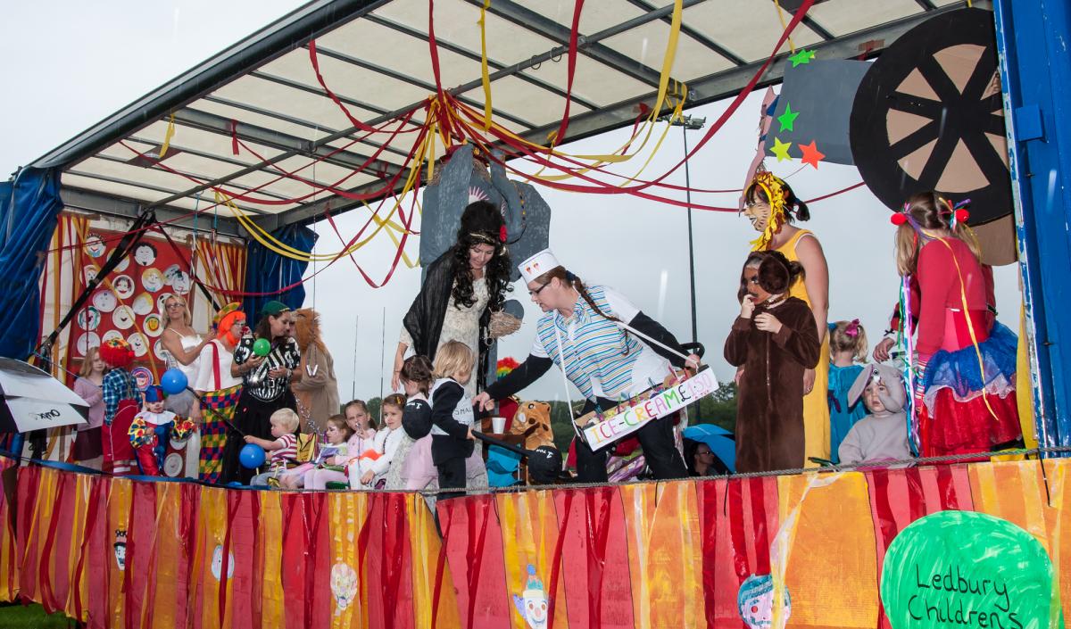 Ledbury Carnival 2014. Picture by Barry Tweed-Rycroft Photography. http://www.barrytrphotography.com