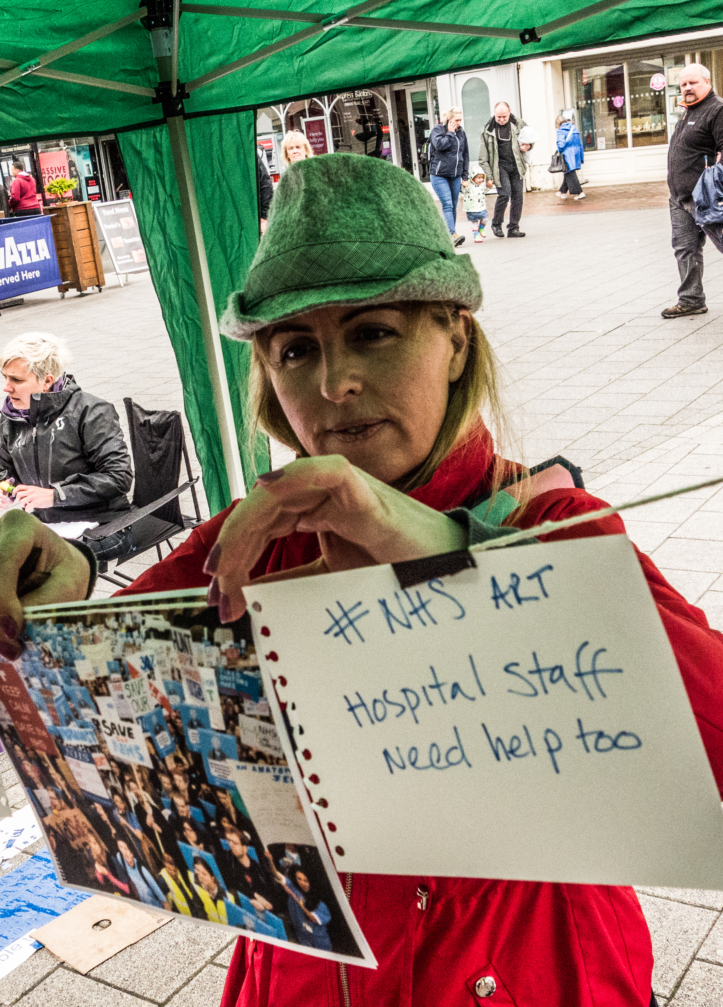 Artists show support for NHS at event in Hereford