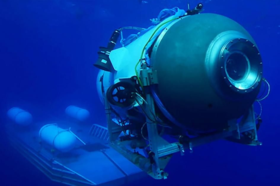 Experts explain how to move missing submersible from sea bed