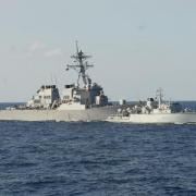 Close encounter with US destroyer
